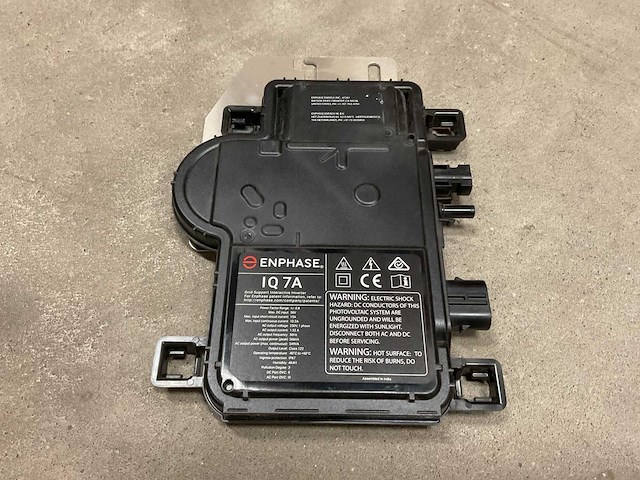 Enphase iq7a micro-omvormer (7x) - afbeelding 1 van  1