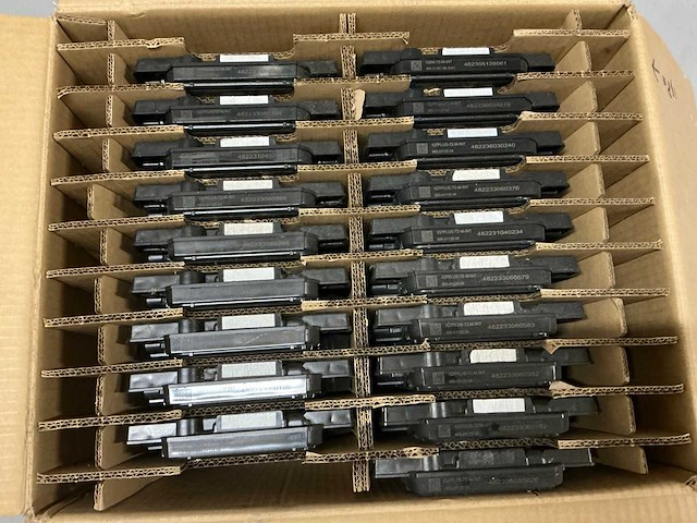 Enphase iq7plus micro-inverter (19x) - afbeelding 3 van  3