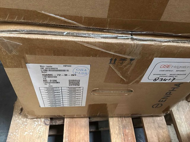 Enphase iq8mc-72-m-int micro-omvormer (54x) - afbeelding 6 van  6