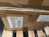 Enphase iq8mc-72-m-int micro-omvormer (54x) - afbeelding 4 van  4