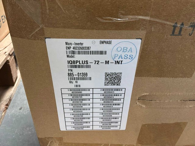 Enphase iq8plus-72-m-int micro-omvormer (69x) - afbeelding 7 van  7