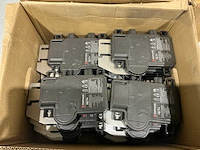 Enphase partij gebruikte /defecte micro omvormers - afbeelding 4 van  8