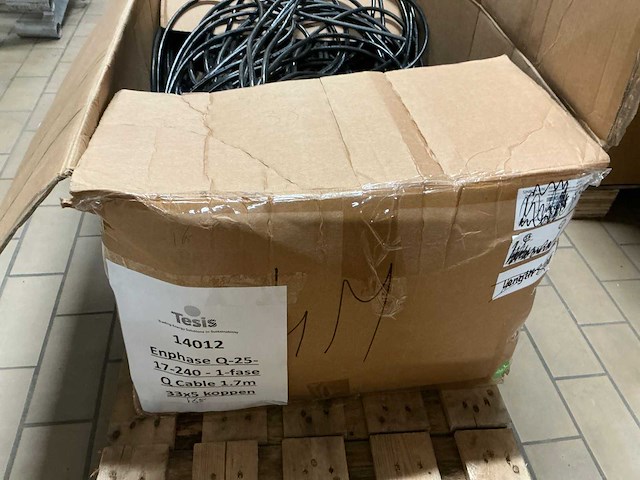 Enphase q-25 zonnepaneel koppelkabel en divers (7x) - afbeelding 4 van  23