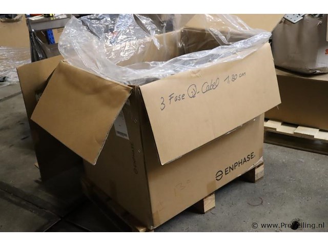 Enphase q cable kabel voor micro-omvormers. 3 fase - afbeelding 2 van  4