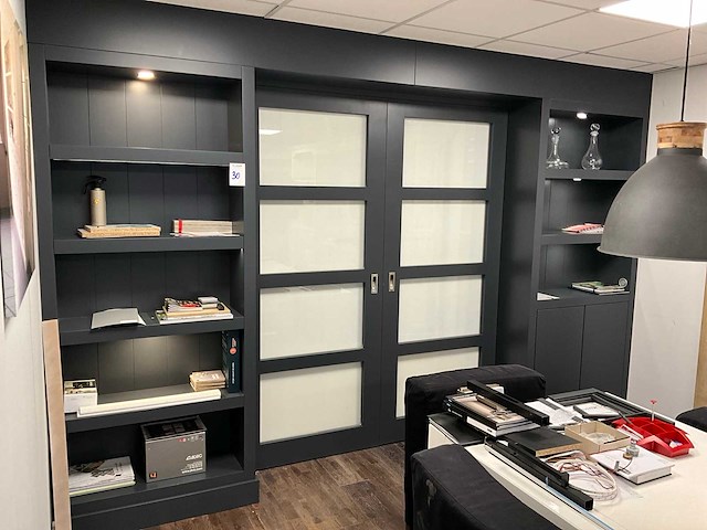 Ensuite kast - afbeelding 1 van  4