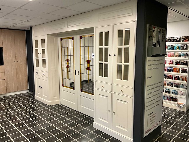 Ensuite kast - afbeelding 1 van  7