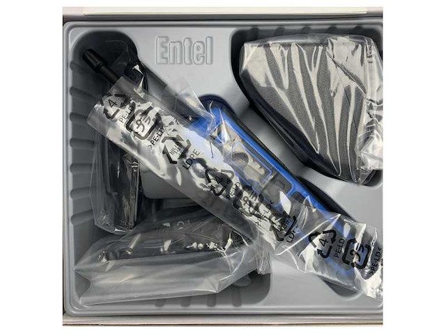 Entel dt585m uhf handheld marine radio - waterproof iecex certified digital & analogue - afbeelding 5 van  5