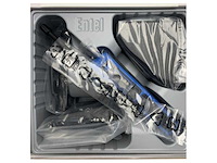 Entel dt585m uhf handheld marine radio - waterproof iecex certified digital & analogue - afbeelding 5 van  5