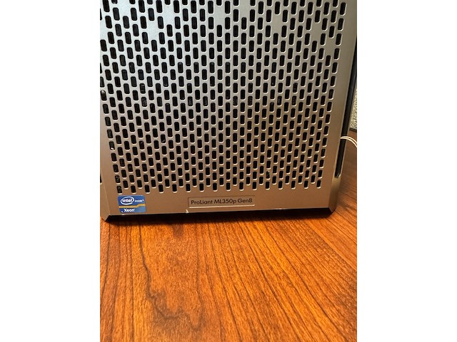 Enterprise server, hp, proliant ml350 server gen8 server – xeon, 64gb ram, 8x 1.2tb enterprise hdd (9.6tb), zwart, 2016 - afbeelding 7 van  14