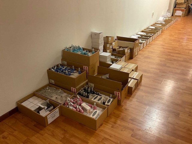 Entity partij acryl dip en poeder - afbeelding 1 van  7