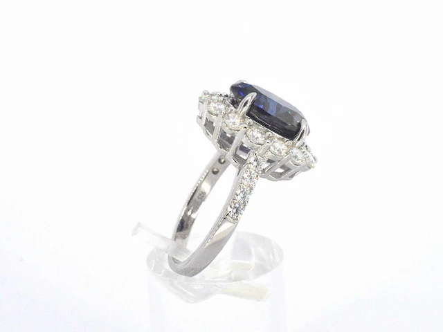 Entourage ring briljant blauwe saffier - afbeelding 9 van  10