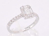 Entourage ring met baguette en briljant geslepen diamanten - afbeelding 8 van  10
