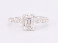 Entourage ring met baguette en briljant geslepen diamanten - afbeelding 9 van  12