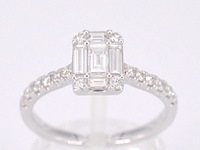 Entourage ring met baguette en briljant geslepen diamanten - afbeelding 1 van  12