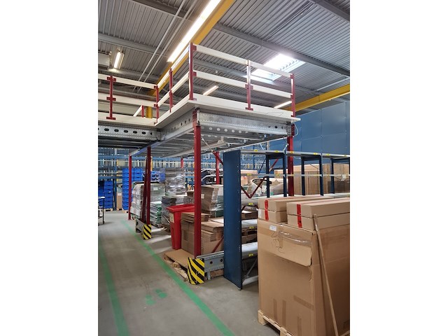 Entrasol vloer met trap - afbeelding 13 van  19