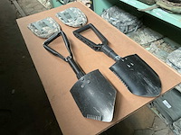 Entrenching tool & pouch (2x) - afbeelding 1 van  2