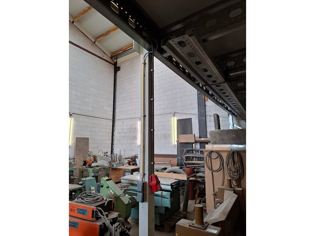 Entresol met trapopgang - afbeelding 8 van  11