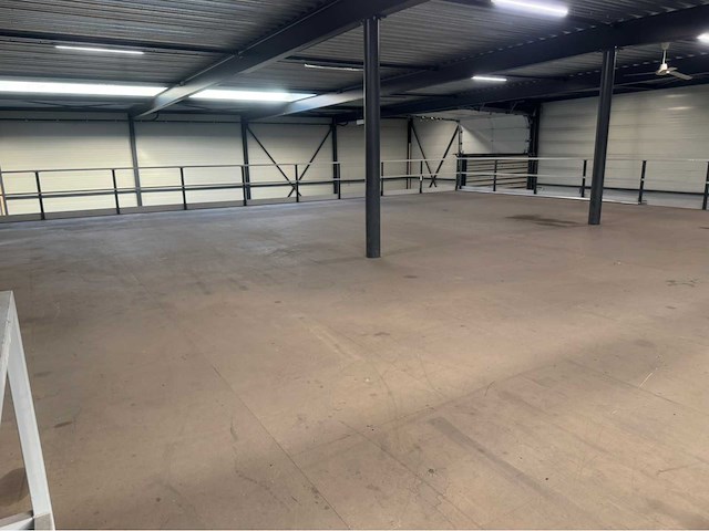 Entresol/ tussenvloer (13,40x13,40 mtr) (180 m2) - afbeelding 35 van  65