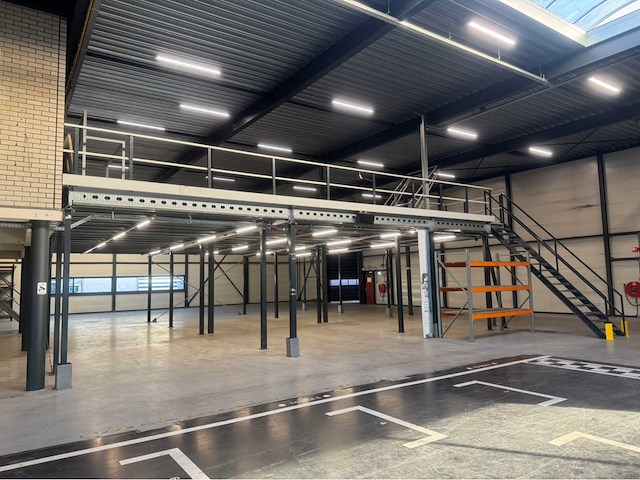 Entresol/ tussenvloer (13,40x13,40 mtr) (180 m2) - afbeelding 63 van  65