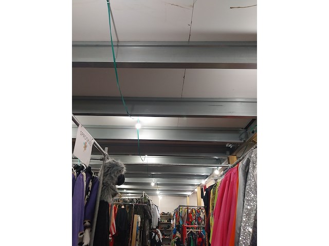 Entresol, verdiepingsvloer, zolder, 20x 6m, 120m², excl. inhoud - afbeelding 8 van  42