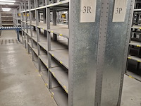 Entresol vloer met stellingen - afbeelding 12 van  16