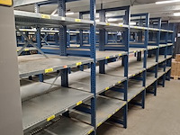 Entresol vloer met stellingen - afbeelding 4 van  11