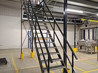 Entresol vloer met trap en kantelhek, ca 100m2, multiprofiel, 2021 - afbeelding 17 van  22