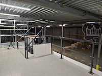 Entresol vloer met trap en kantelhek, ca 100m2, multiprofiel, 2021 - afbeelding 20 van  22