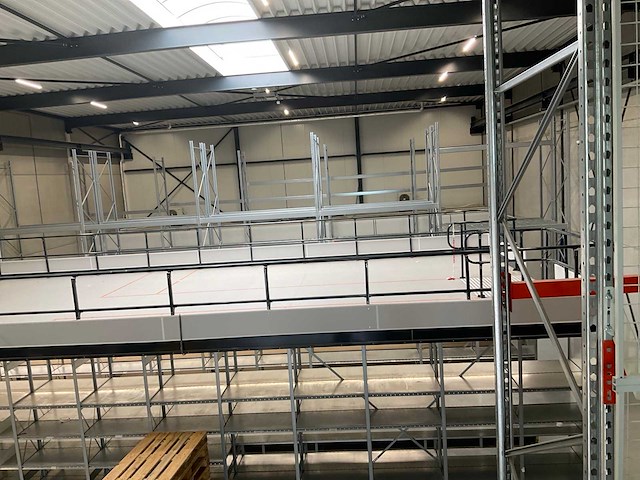 Entresolvloer 217m2 - afbeelding 13 van  19