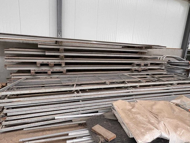 Entresolvloer/ verdiepingsvloer/staalconstructie +/-420m2 - staalconstructie - afbeelding 3 van  14