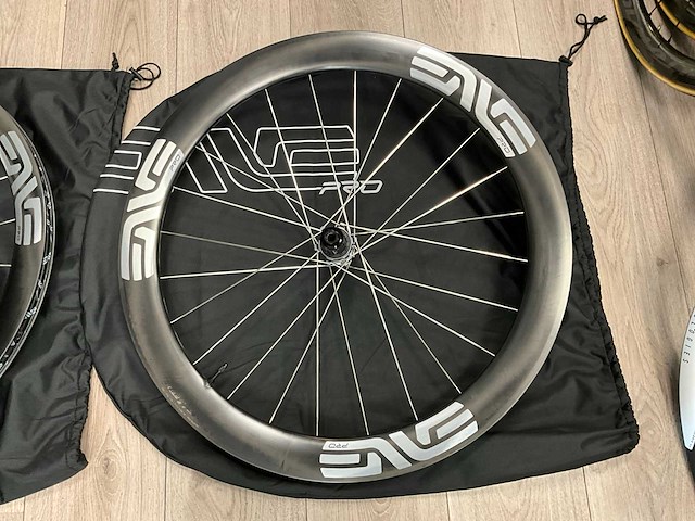 Enve ses 4.5 pro carbon wielset - afbeelding 3 van  5