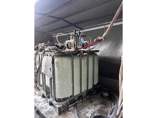 Enverifoam 2025 2k isolatie machine - afbeelding 2 van  8