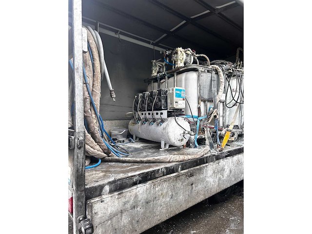 Enverifoam 2025 2k isolatie machine - afbeelding 3 van  8