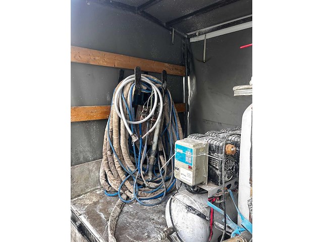 Enverifoam 2025 2k isolatie machine - afbeelding 7 van  8