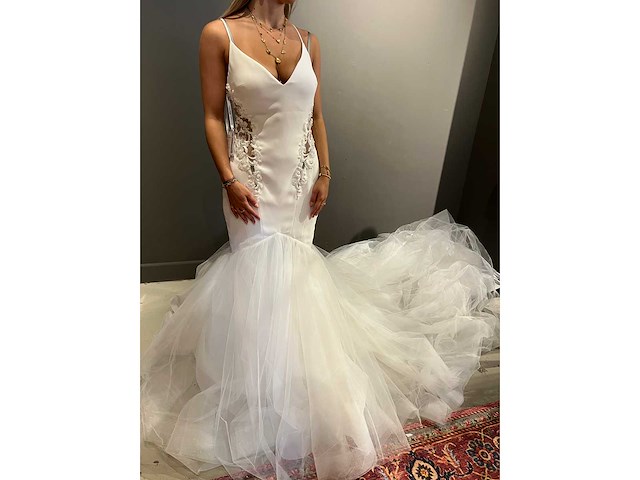 Enzoani bruidsjurk maat 38 - afbeelding 2 van  8