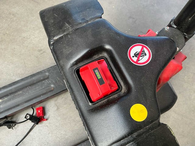 Ep - 2022 - f4 - elektrische palletwagen - afbeelding 2 van  4