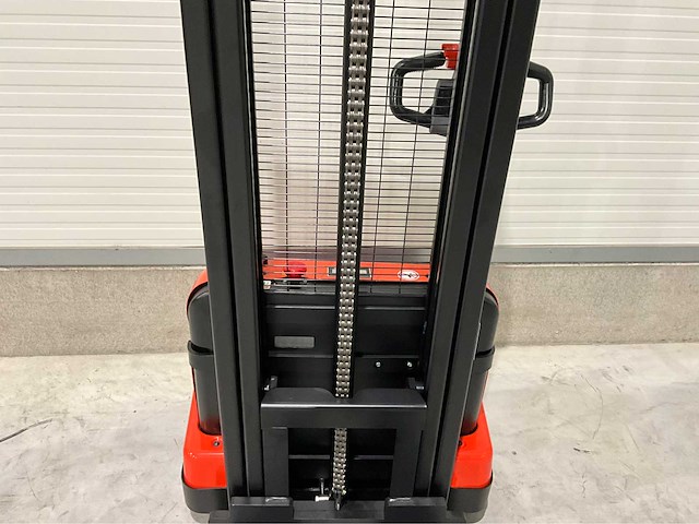 Ep - 2025 - est 124 3,0 meter - stapelaar - afbeelding 5 van  18