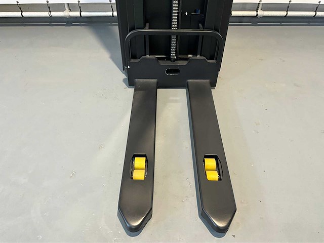 Ep - 2026 - es15 4,15 meter - stapelaar - afbeelding 2 van  10