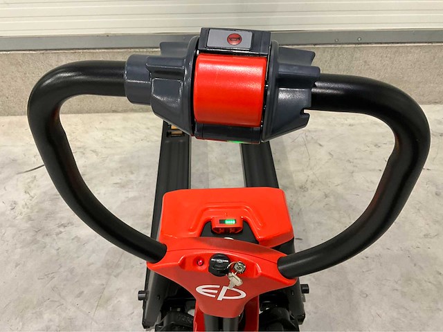 Ep - 2026 - f3 + zwenkwielen in krat - elektrische palletwagen - afbeelding 5 van  11