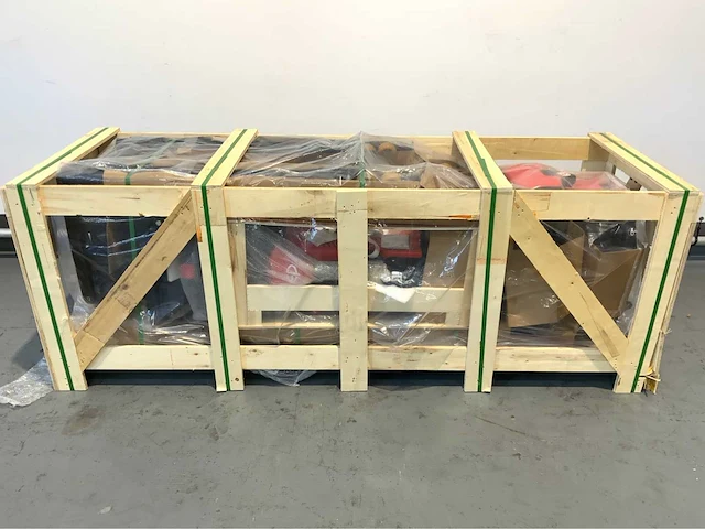 Ep - 2026 - f3 + zwenkwielen in krat(4x) - elektrische palletwagen - afbeelding 17 van  17