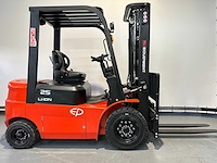 Ep - efl 252 x li-ion - vorkheftruck - triplex - freelift - sideshift 2025 - afbeelding 40 van  44