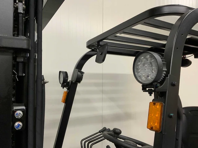 Ep - efl 252 x li-ion met cascade vorkenspreider - vorkheftruck - afbeelding 9 van  37