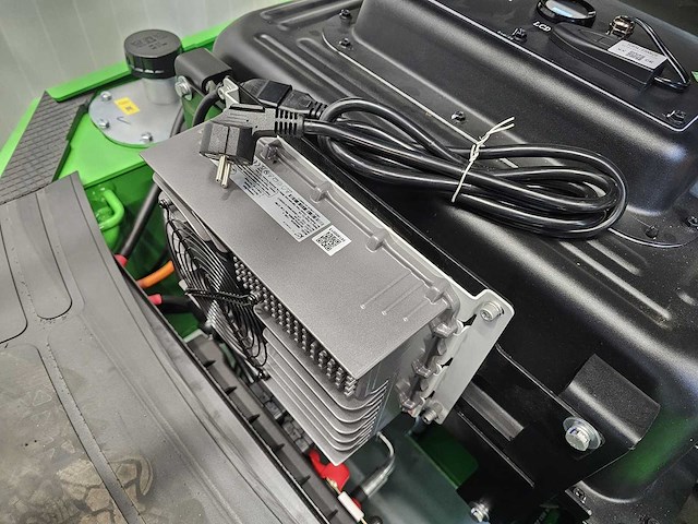 Ep - efxz-301-h vorkheftruck - 4.8meter triplex - li-ion - freelift - sideshift - 2026 - afbeelding 13 van  19