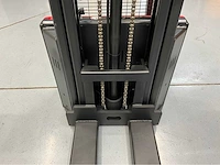 Ep - esl 2.7 meter - stapelaar li-ion batterij - interne acculader - 1500 kg - 2026 - afbeelding 2 van  12