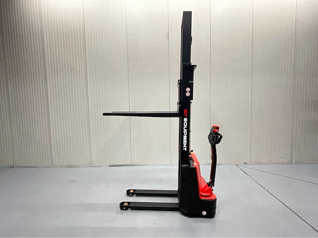 Ep - esl 3,3 meter stapelaar, li-ion batterij - 1500 kg - 2026 - afbeelding 11 van  14