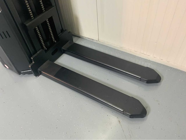 Ep - est 2.7 meter stapelaar interne acculader - 1500kg - 2026 - afbeelding 3 van  17