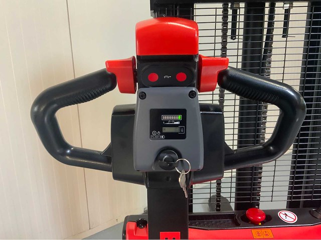 Ep - est 2.7 meter stapelaar interne acculader - 1500kg - 2026 - afbeelding 6 van  17