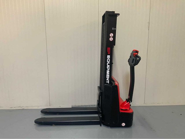 Ep - est 2.7 meter stapelaar interne acculader - 1500kg - 2026 - afbeelding 9 van  17