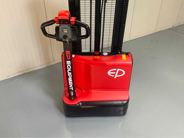 Ep - est 2.7 meter stapelaar interne acculader - 1500kg - 2026 - afbeelding 5 van  8