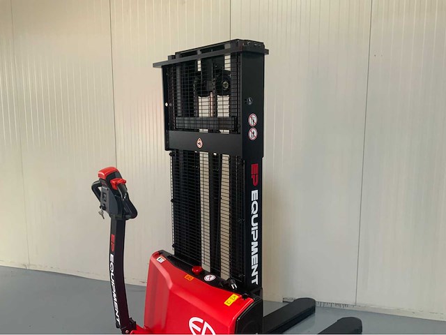 Ep - est 2.7 meter stapelaar interne acculader - 1500kg - 2026 - afbeelding 2 van  17